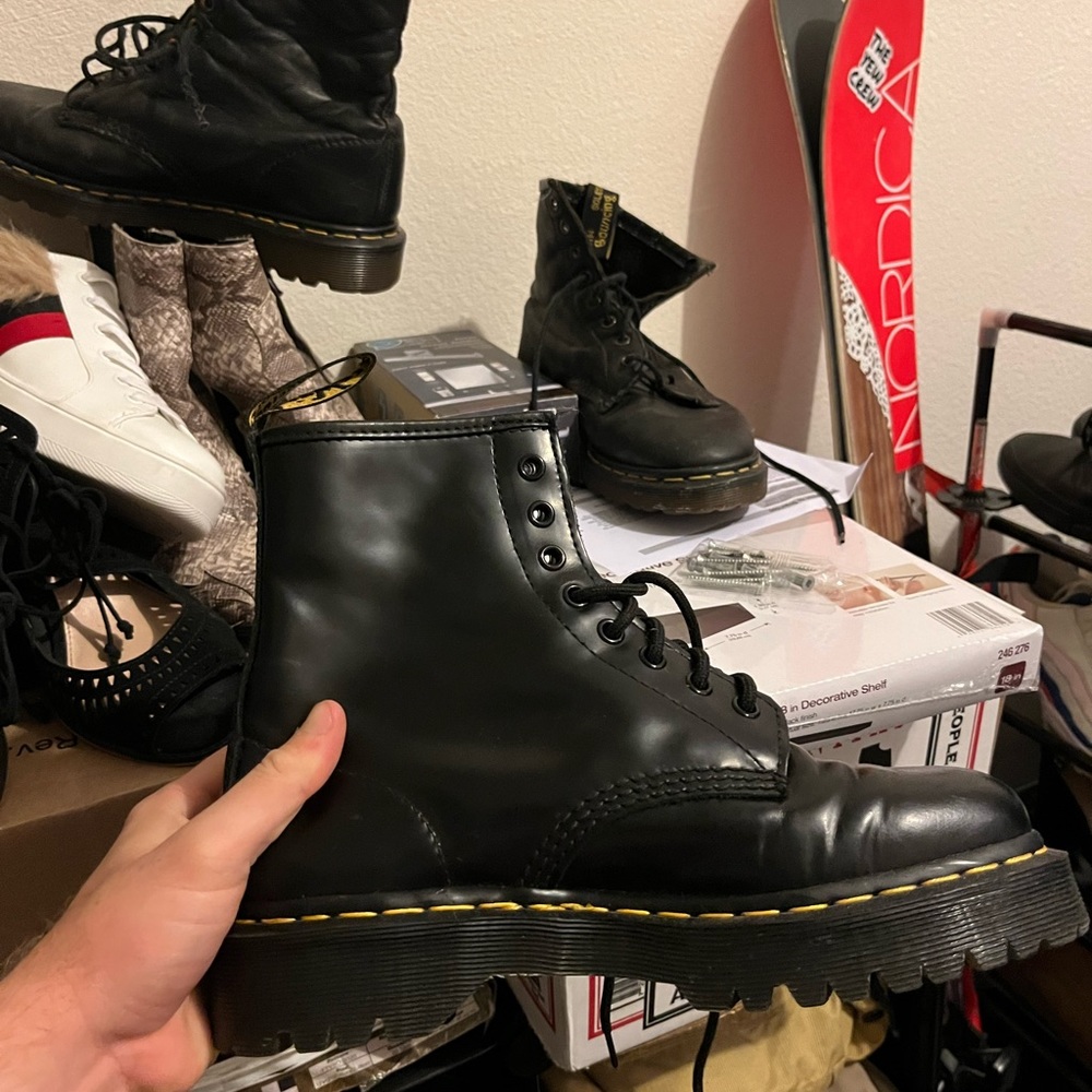 Dr. Martens 1460 Bex Smooth leather boots